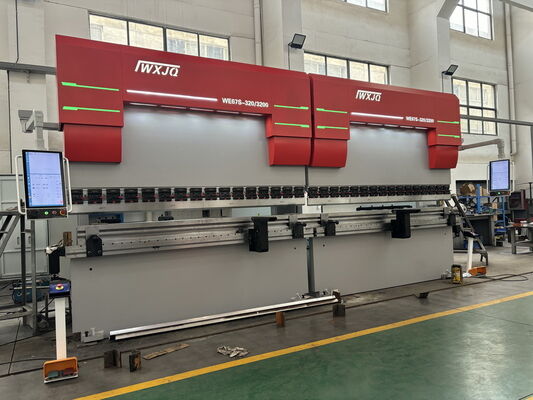 주문 목 깊이 200mm ~ 1600mm, 최대 속도 70 M/min ~ 180 M/min, 백 게이지 범위 500 ~ 1000mm의 탠덤 프레스 브레이크 online manufacture