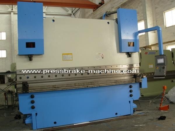 7000KG 금속 잎 압축 브레이크 PLC 제어 시스템 1 년