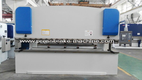 다재다능한 380V 금속 엽 압축 브레이크 3200mm 길이