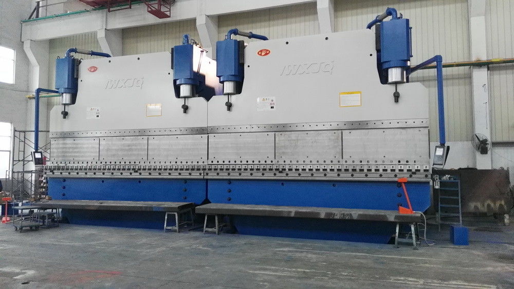 1600 톤 CNC 수압 탕덤 프레스 브레이크 최대 굽기 두께 20mm 가벼운 철