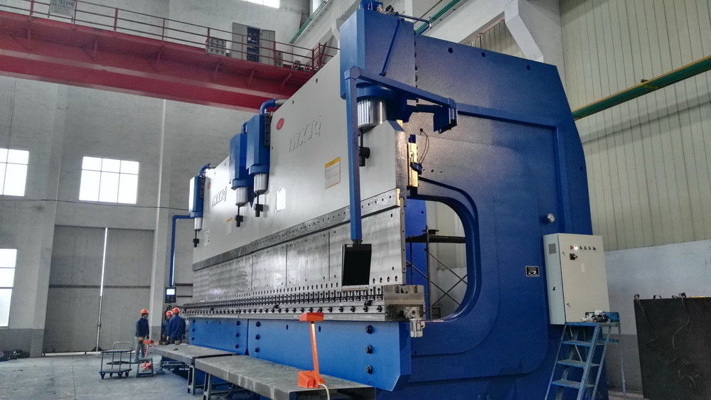 1600 톤 CNC 수압 탕덤 프레스 브레이크 최대 굽기 두께 20mm 가벼운 철