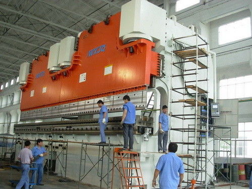 14M 길이 CNC 수력 직렬 프레스 브레이크 맥스. 타격 150 - 500 밀리미터
