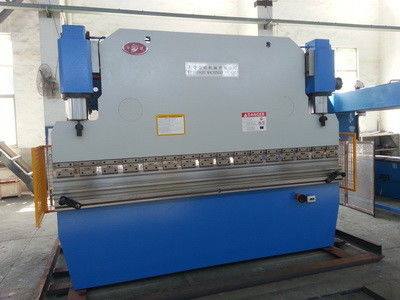 100-400T 압력 플리트 금속 브레이크 기계 PLC 제어 시스템